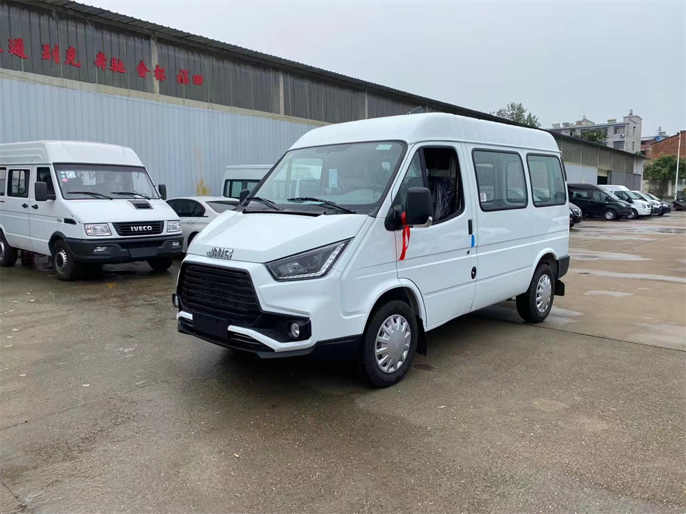 特順短軸殯葬服務(wù)車(chē)